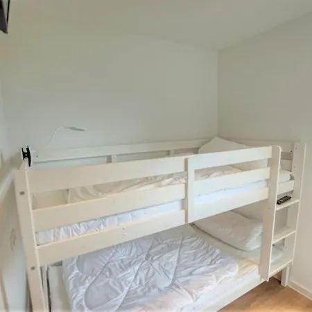 - Haus K, App 0k0307 *