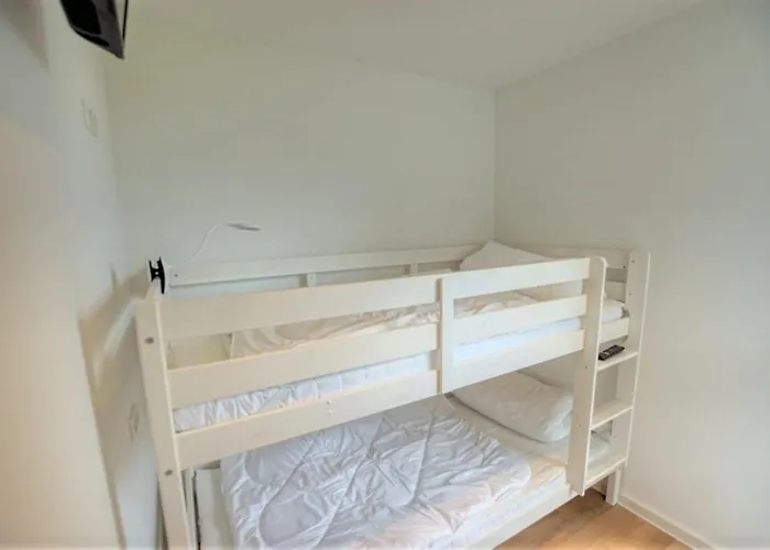 - Haus K, App 0k0307 *